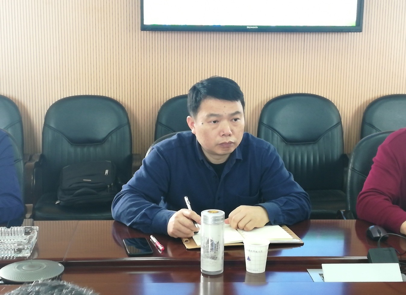 色情直播网站,长沙杀虫剂,长沙光气衍生物,长沙氨基酸保护剂,长沙锂离子电池材料